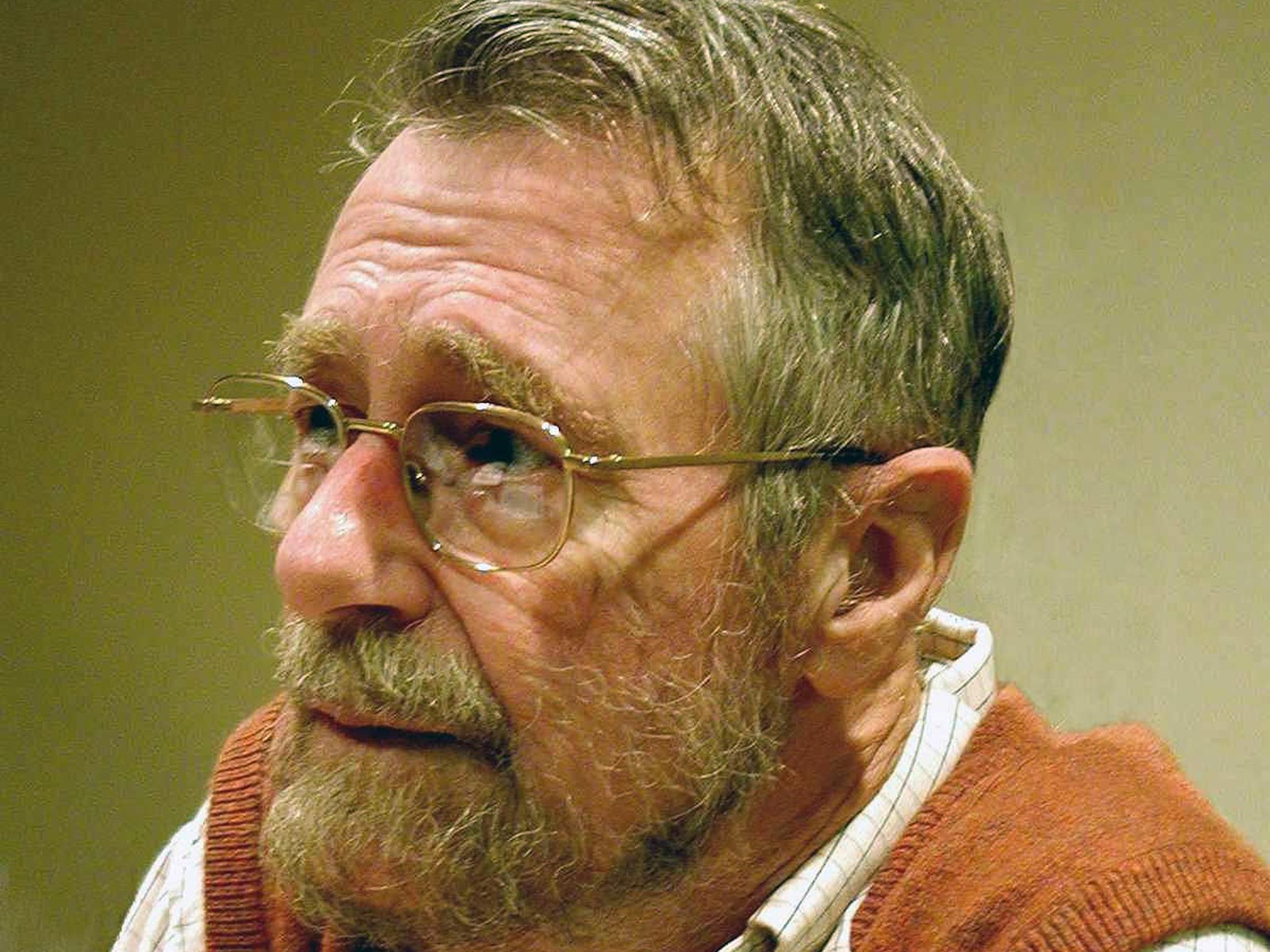 Edsger W. Dijkstra at his desk, 2002. Portrait by Hamilton Richards.